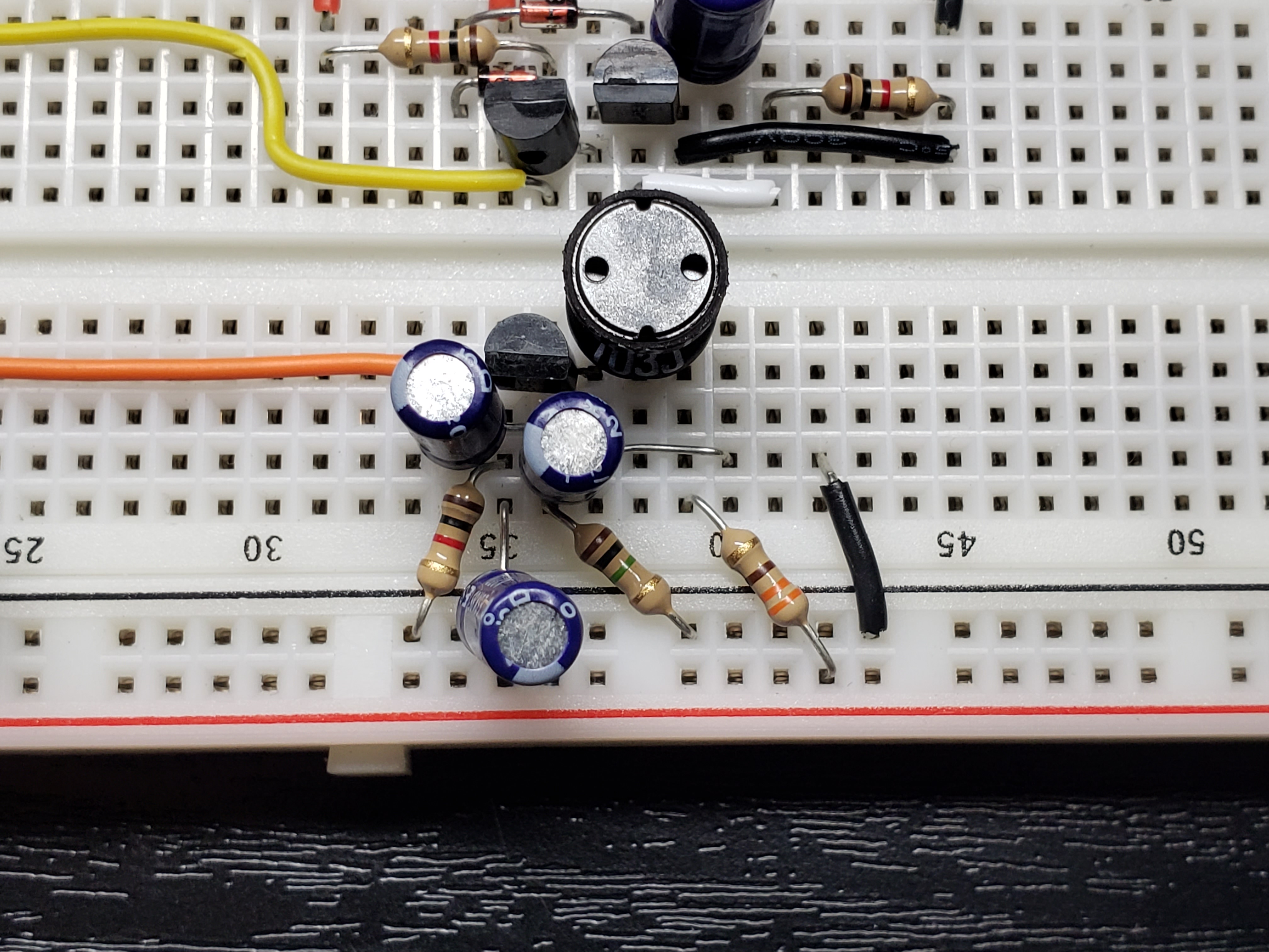 Common Source Amplifier Breadboarded